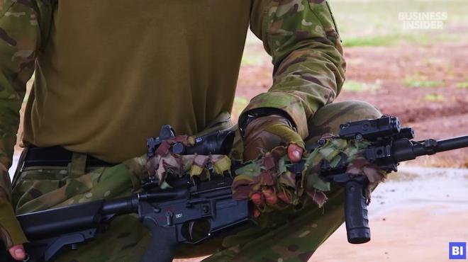 “72小时”外出任务的武器与装备套装新葡京娱乐城新西兰陆军前沿航空引导员(图8)